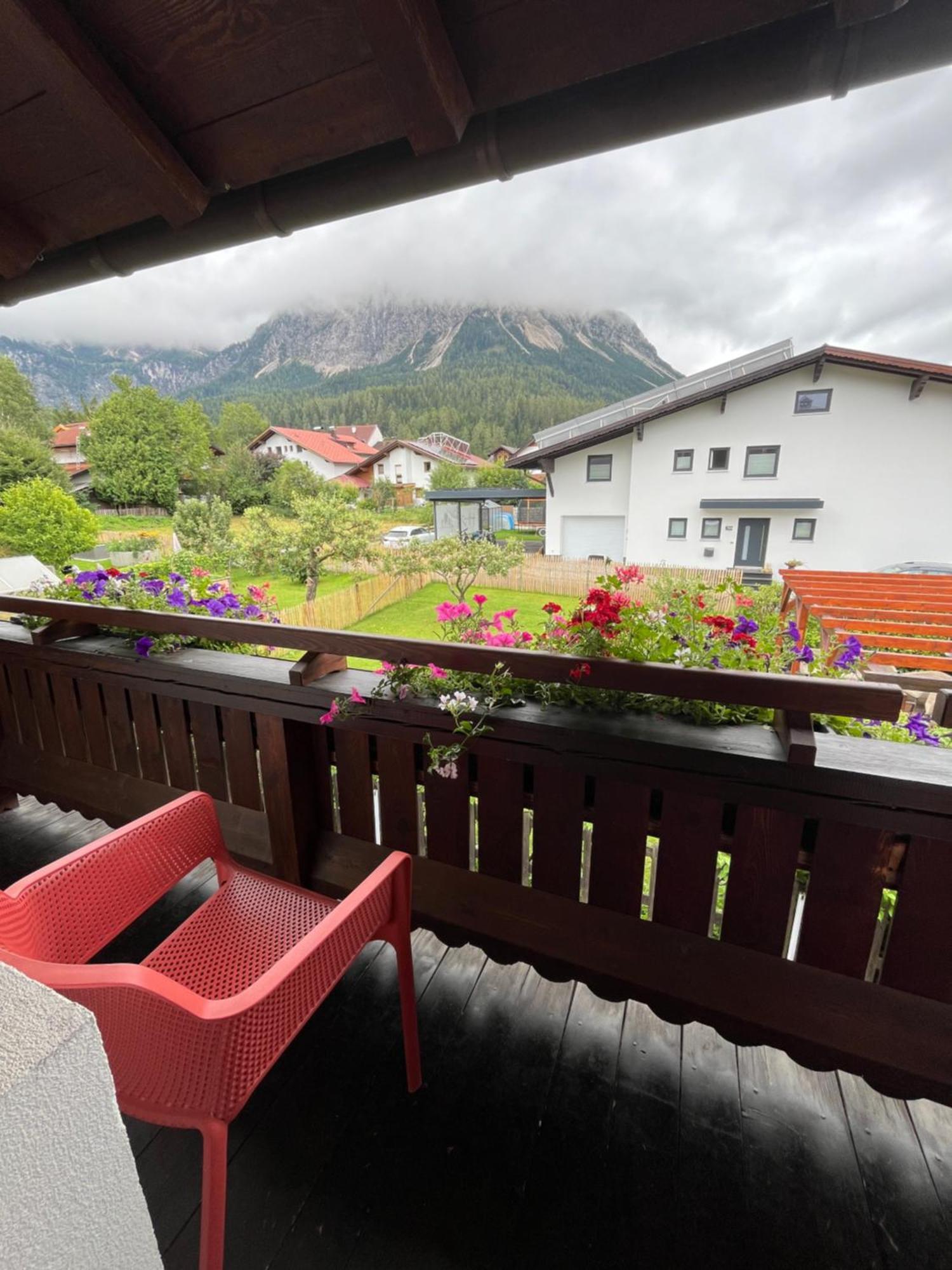Haus Alpenblume Lejlighed Ehrwald Eksteriør billede